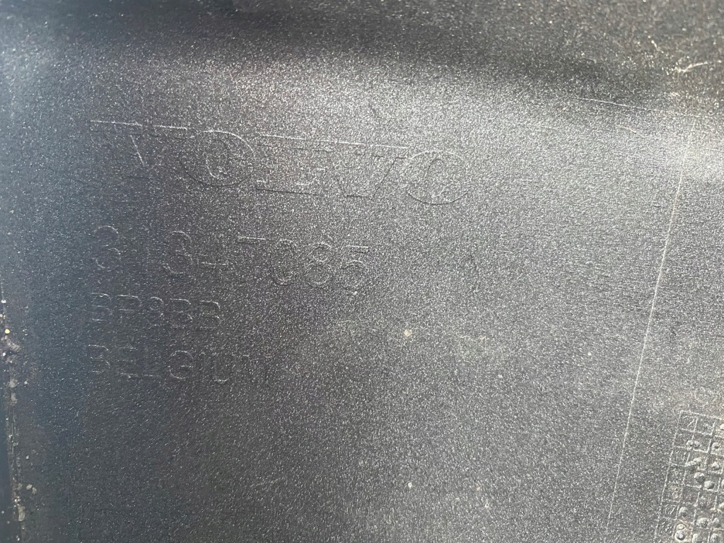 Бампер volvo v40 ii 2 r design перед передний Доставка