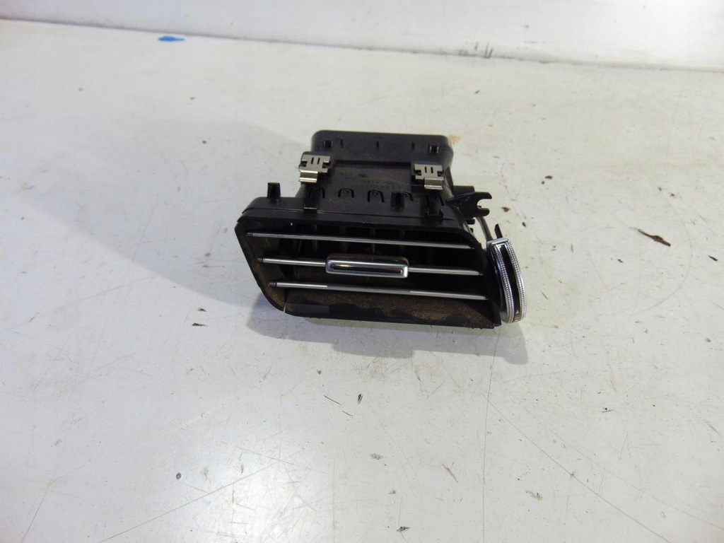 фото №1, Решітка обдув ліва mercedes w212 lift