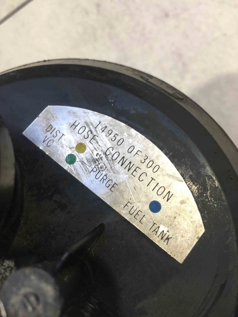 фото №5, Корпус фильтра угольный terrano ii 2.4 149500f300