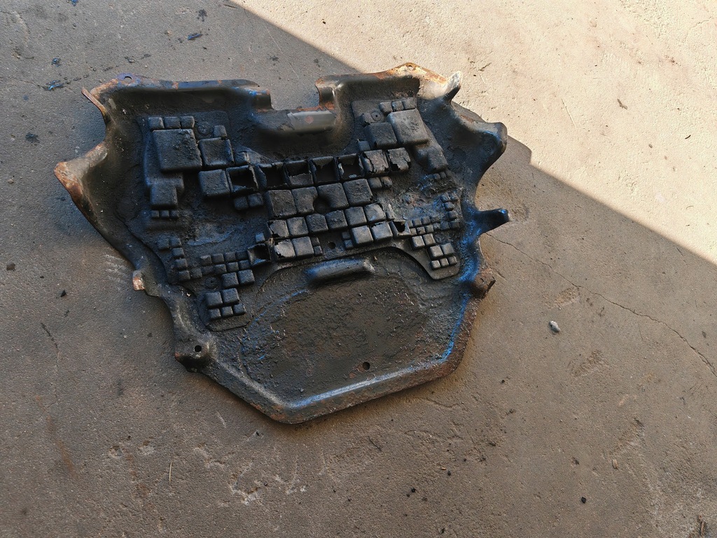 фото №13, Захист двигуна pod двигун mercedes w211 2.2 3.0 cdi lift w219 a2115240101