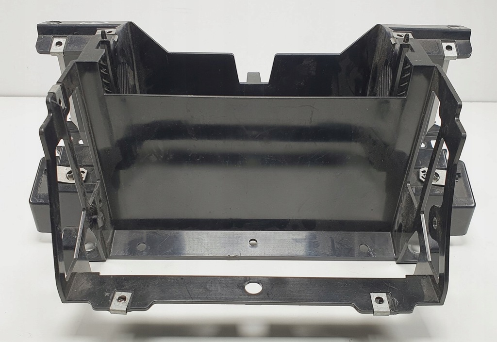 фото №2, Каркас рамка консоли радио discovery sport l550