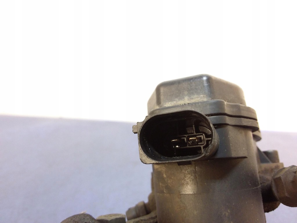 фото №6, Audi q5 8r суппорт тормозной задняя правый 32347485