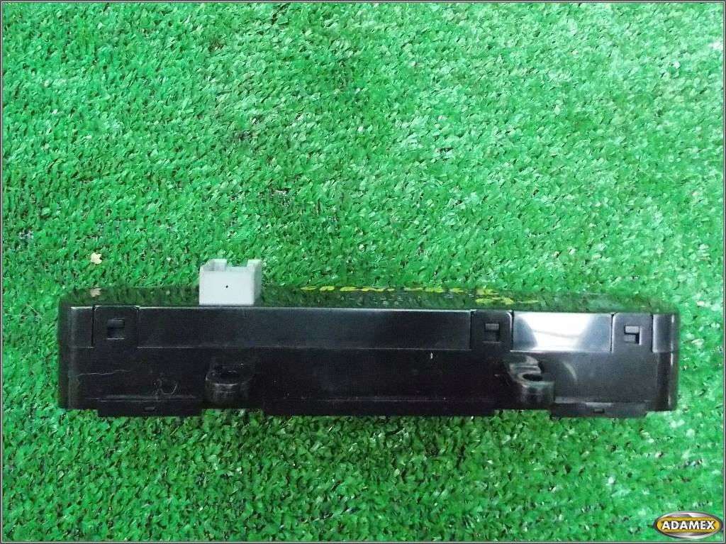 фото №7, Kia carnival iii sedona 07r приладова панель годинник