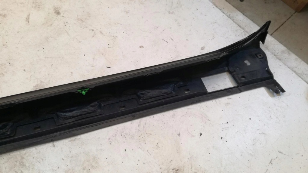 фото №13, Porsche panamera 971 порог наружный правый молдинг 971854884b