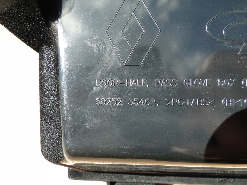 фото №8, Бардачок консоли koleos ii europa idealna