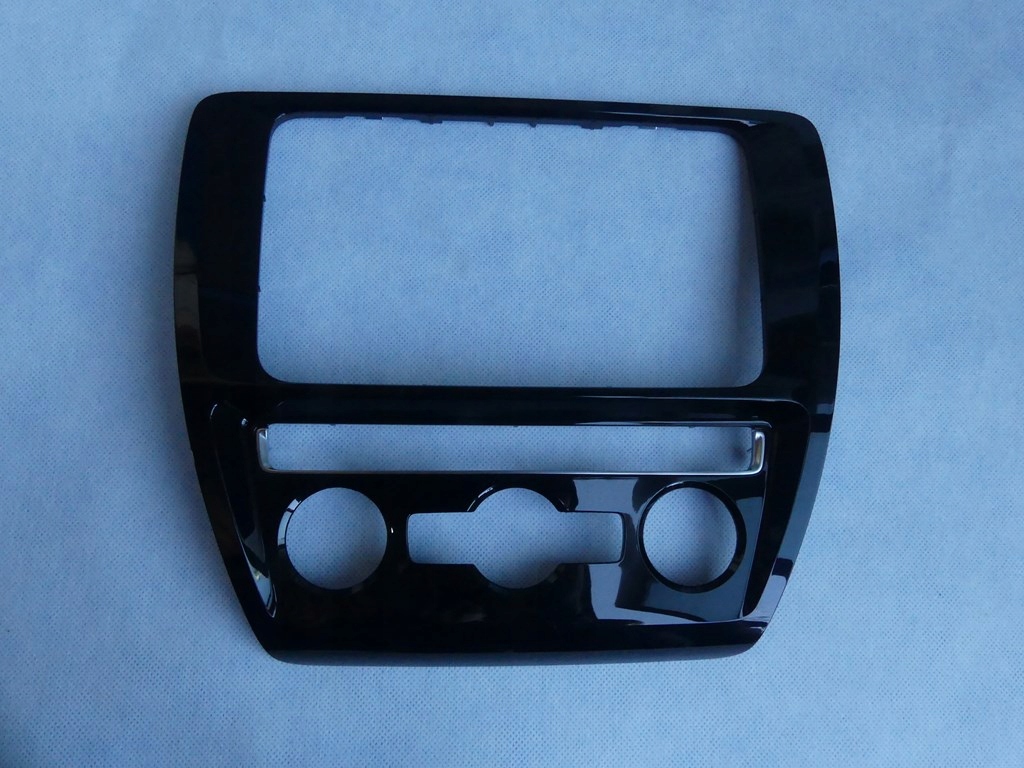 фото №1, Dw jetta 6 dekor рамка 5c6858069f