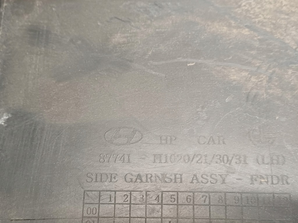 фото №8, Hyundai terracan 01- молдинг крыла левый перед 87741h1020