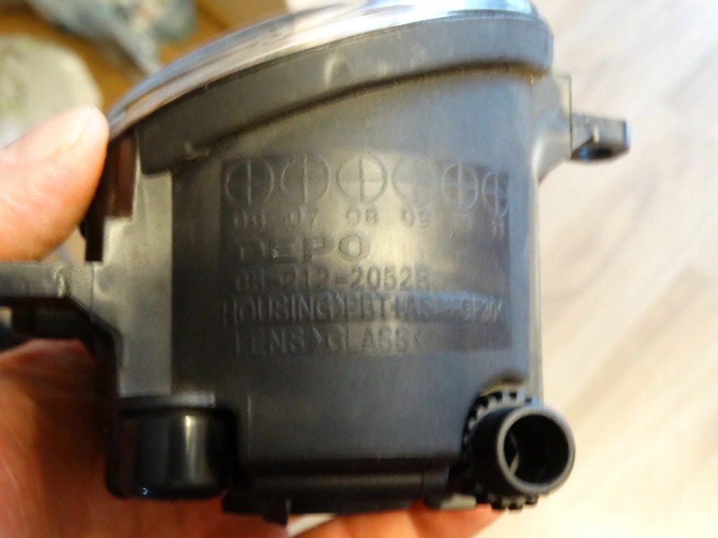 фото №3, Протитуманна фара правий toyota avensis rav-4 08-212-2052r depo