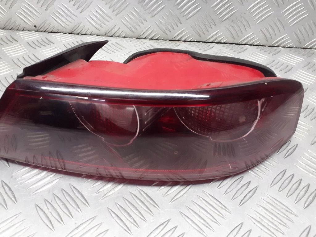 Лампа правая задняя alfa romeo 159 sedan 60691363 Доставка