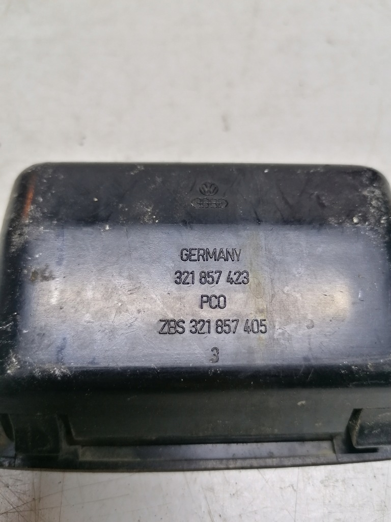 фото №3, Вкладыш пепельницы vw golf ii