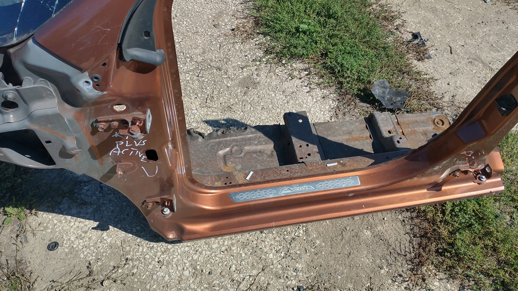 фото №2, Ford ka plus active чверть ліва блок двигуна поріг