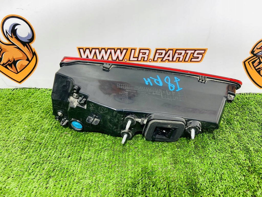 фото №13, Лампа задняя правая jaguar i-pace x590 j9d3-13a420-cc