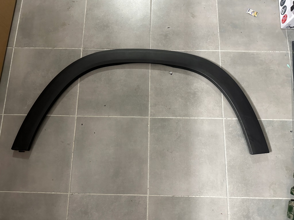 Купить Молдинг расширительная крыла gls 167 bez amg