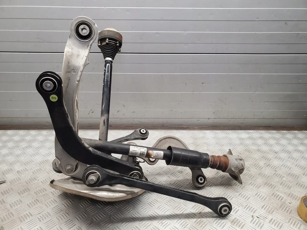 фото №9, Audi a4 s4 b9 8w0505361e задня сторона права підшипник i ступиця kół