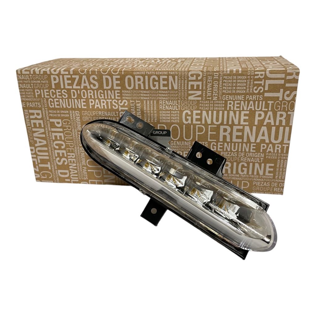 Купить Фонарь  led renault scenic 3 12- оригинальный номер 266003179r правое