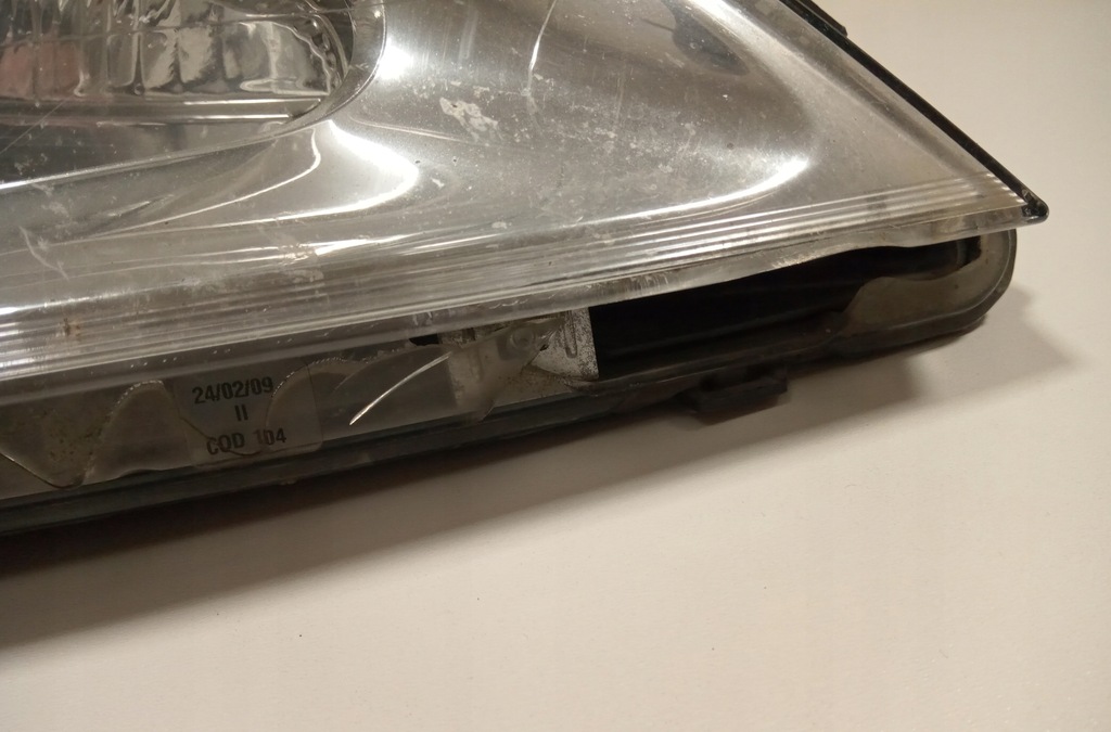 фото №4, Лампа фара правий перед dacia logan lift