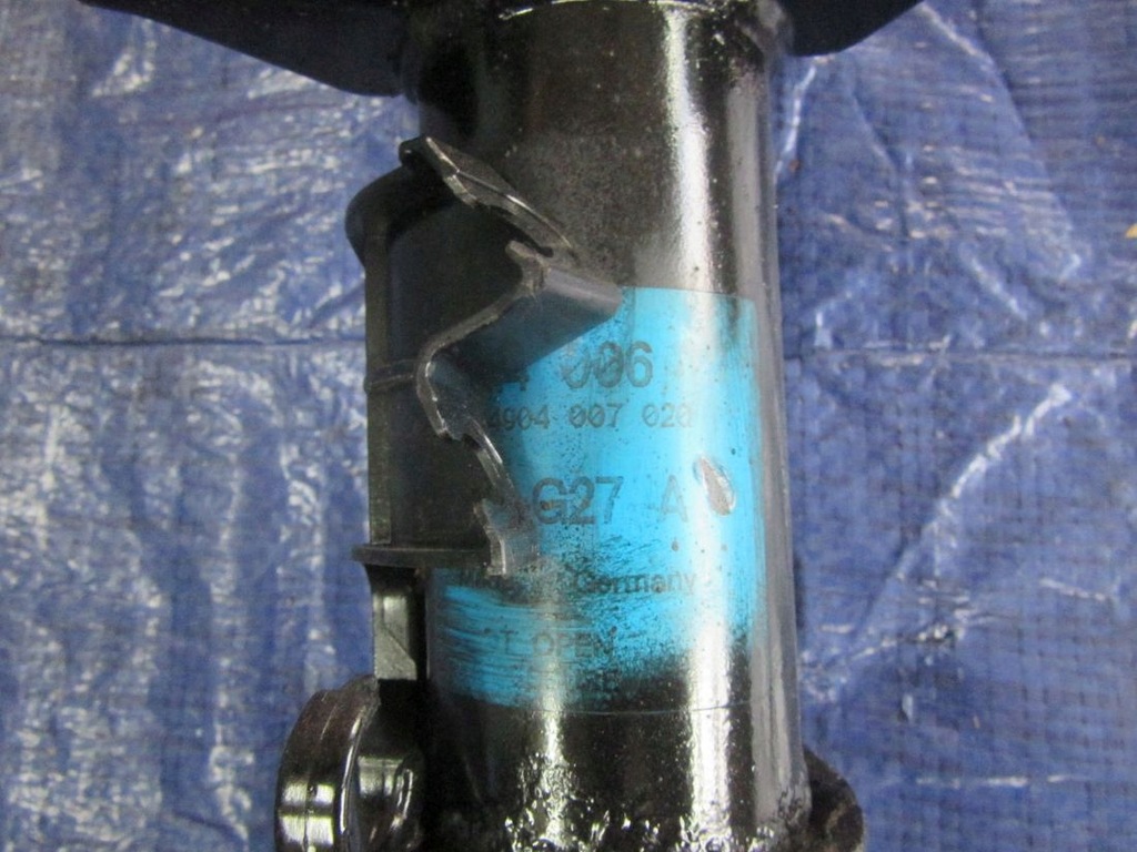 фото №9, Mercedes glk x204 2010 амортизатор пружина правая перед