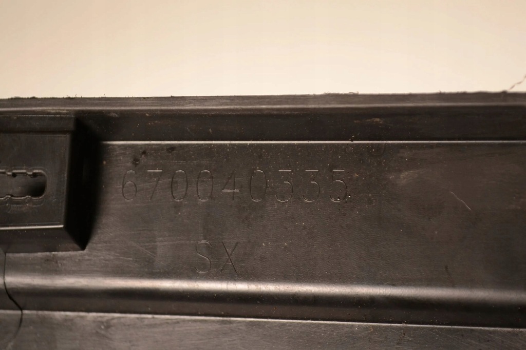 фото №11, Maserati levante 2019 права сторона поріг