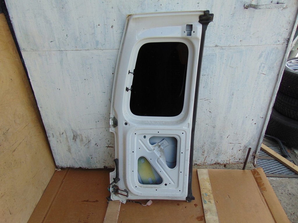 фото №11, Двері правий задня стулка vw caddy iii lift 2010-