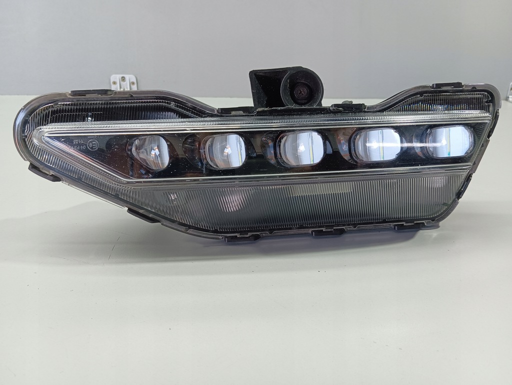 фото №1, Противотуманная фара правый перед led drl hyundai i40 lift 92202-3z5