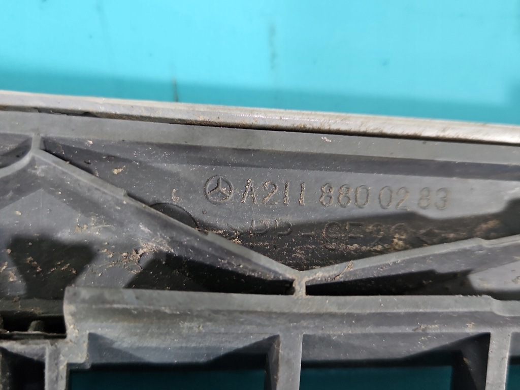 фото №8, Решітка радіатора решітка радіатора a2118800283 mercedes w211 02-06