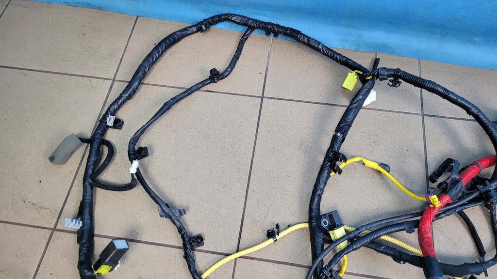 фото №11, Kia stonic17r джгут електропроводка салону 91550-h8661