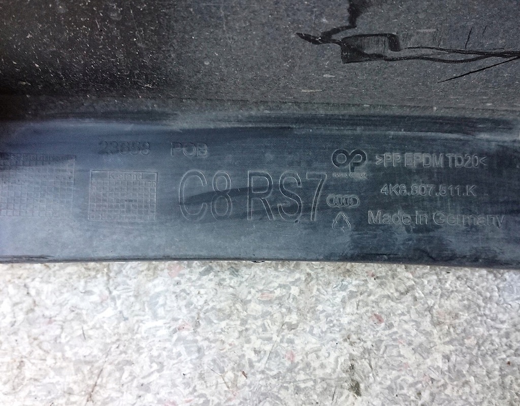 фото №12, Audi a7 c8 rs7 4k8807511k 20-21 бампер задня