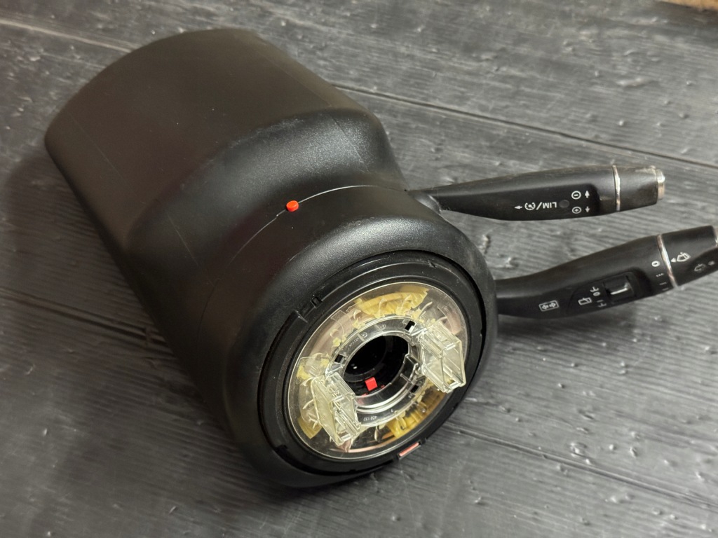 фото №1, Mercedes w447 переключатель комбинированный a4479008203