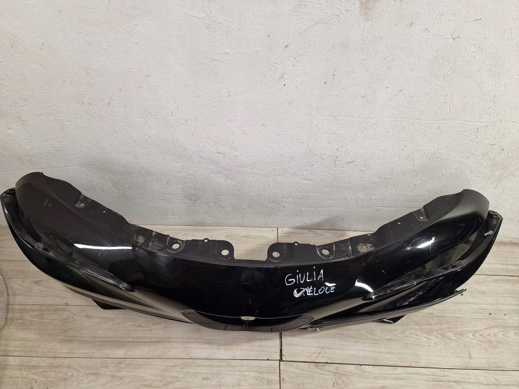 фото №8, Бампер передний alfa romeo giulia veloce