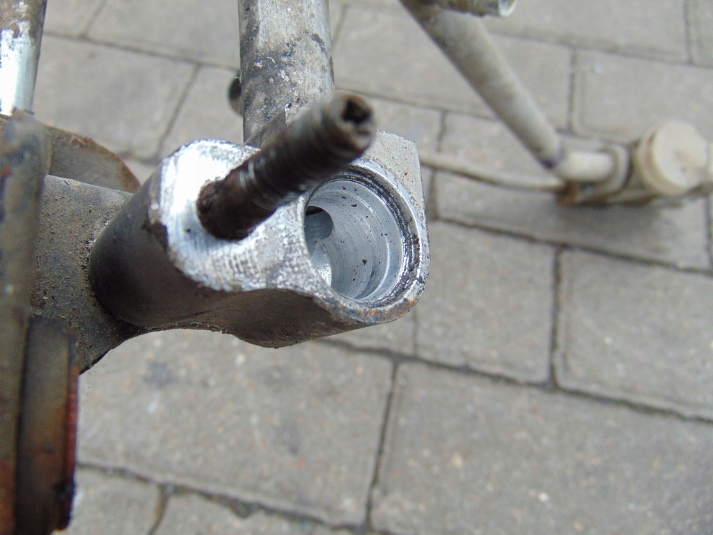 фото №11, Дроти кондиціонера hyundai elantra iii 2.0crdi