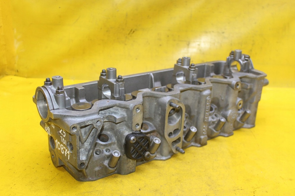 фото №1, Головка vw crafter 2.5 tdi bjl 076103373d