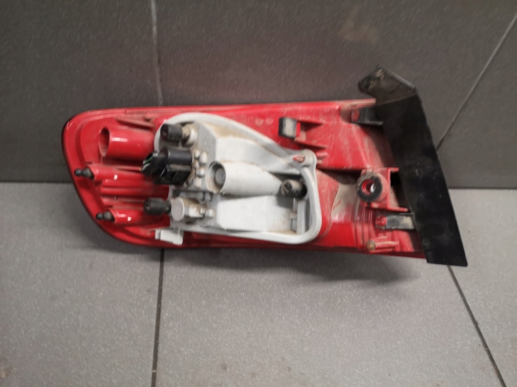 фото №8, Лампа led audi a4 b8 avant права 8k9945096b