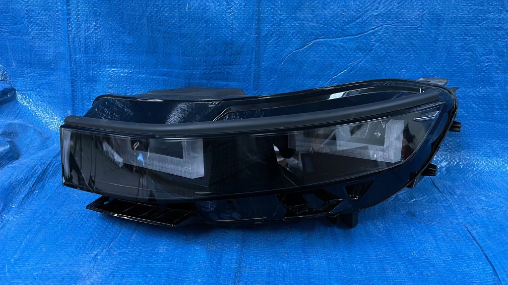 фото №1, Hyundai ioniq 5 2021- лампа левая перед передняя