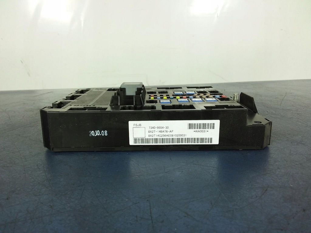 фото №4, Jaguar xf x250 2.7 td v6 коробка предохранителей