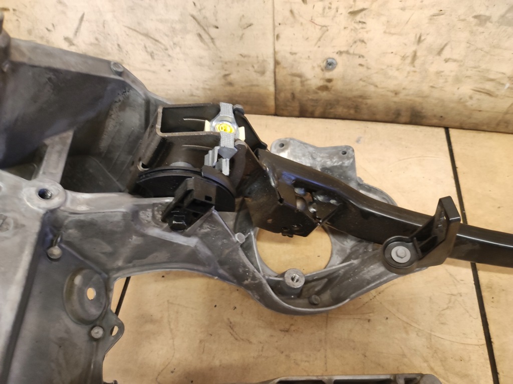 фото №5, Патрон педаль тормоза priotechniczny volvo s90