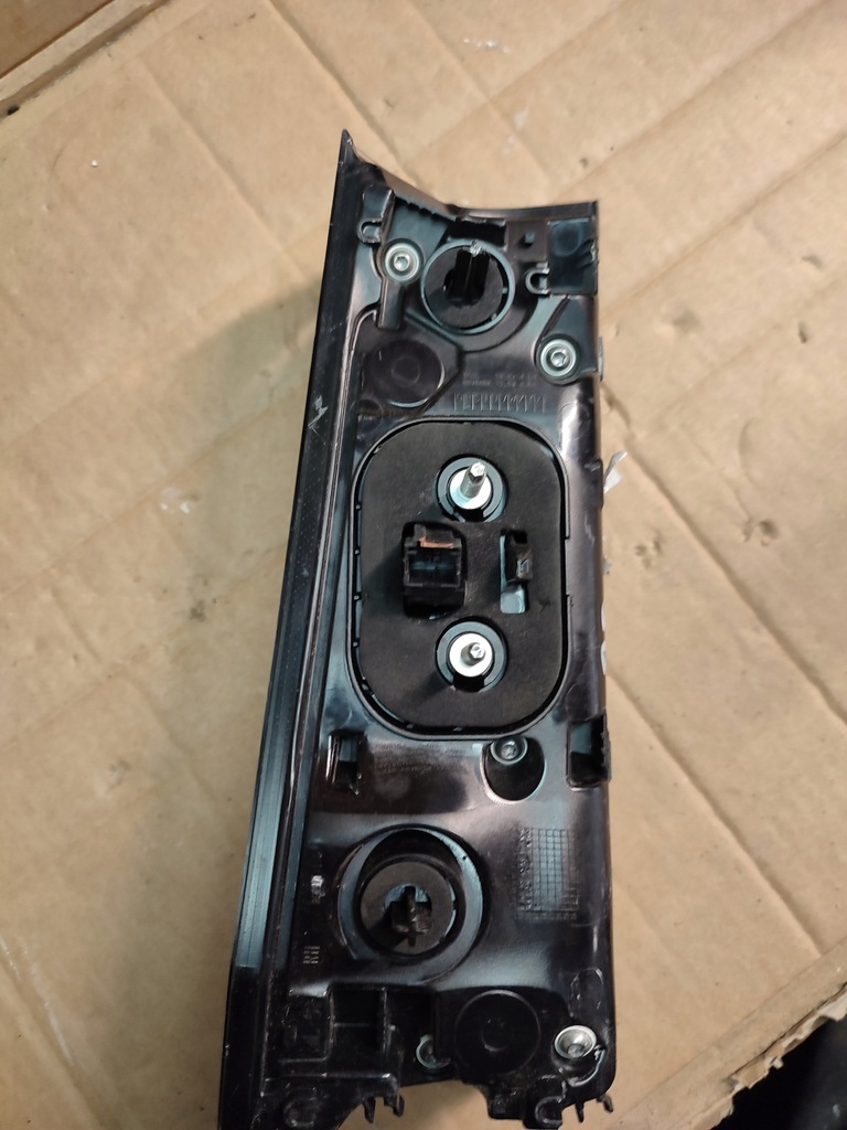 фото №7, Peugeot 2008 ii 2 gt led 19- лампа правая задняя задняя