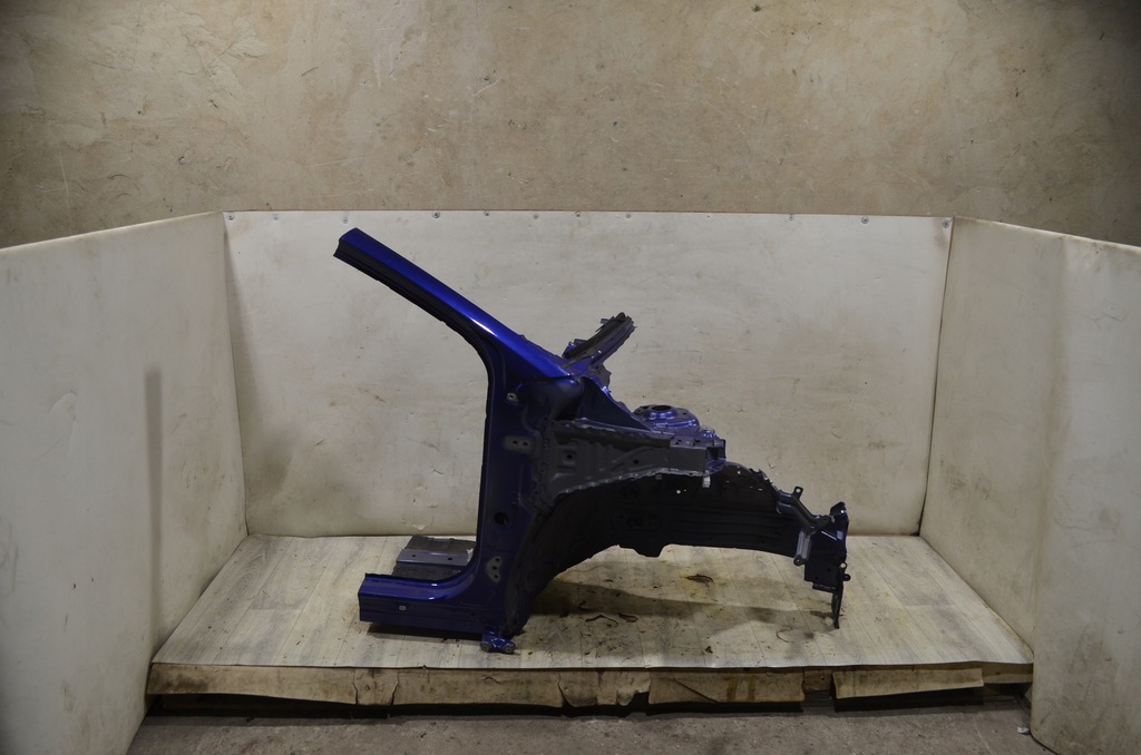 фото №1, Toyota yaris iv лонжерон четверть правая передняя 8y8