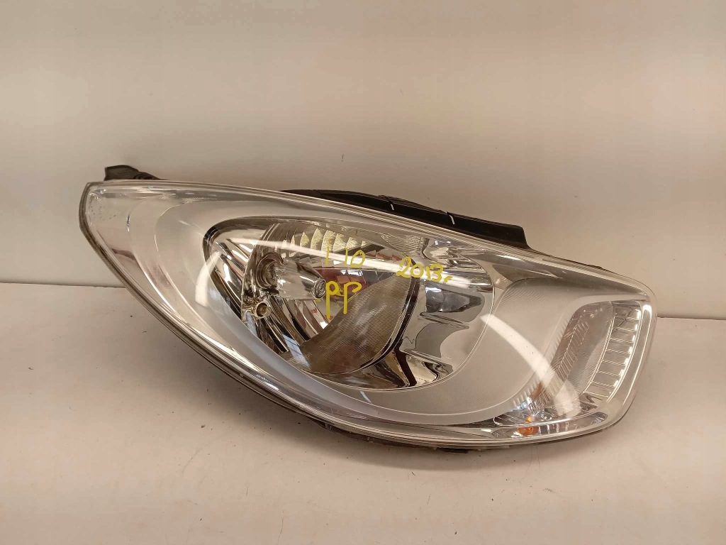 фото №1, Hyundai i10 лампа правая передняя 08-13