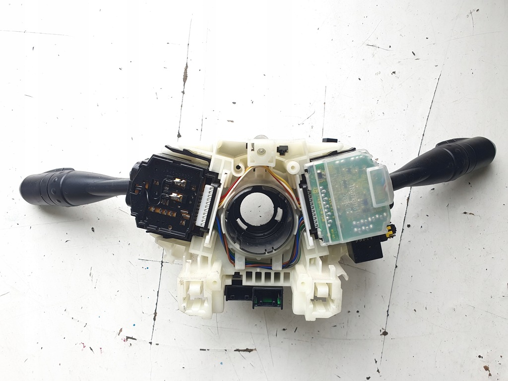 фото №12, Colt 6 vi z30 04- переключатель комбинированный mr986420