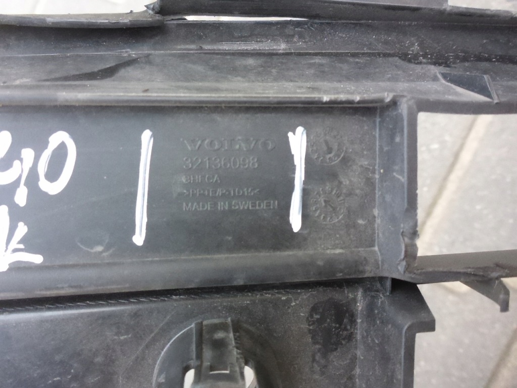 Volvo xc 40 xc40 ii lift 18- решётка решётка радиатора бампера средняя перед Доставка