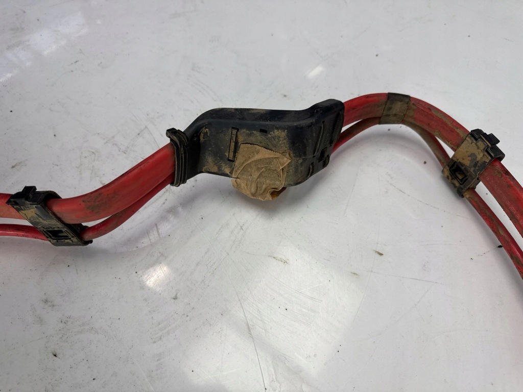 Audi a6 c7 2015 середина plus / клемма / шланг аккумулятор с Разборки