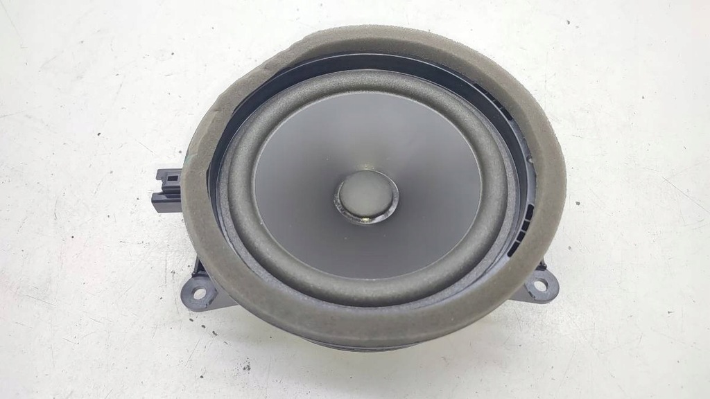 фото №1, Динамик задняя задний правый дверь harman kardon volvo s90 ii 31489120