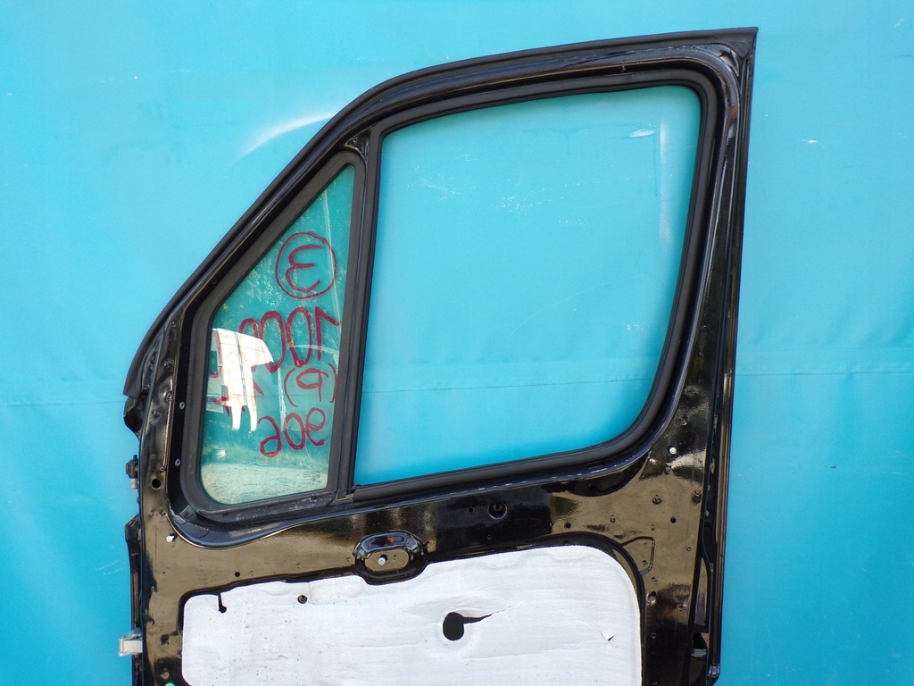 фото №8, Sprinter 906 crafter 06- дверь передние перед w ocynku правое чёрные 2017r