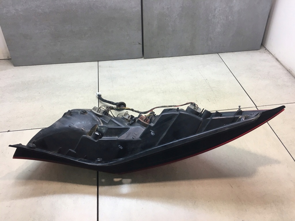 фото №6, Лампа правый задняя hyundai i30 i hb 92402-2r0