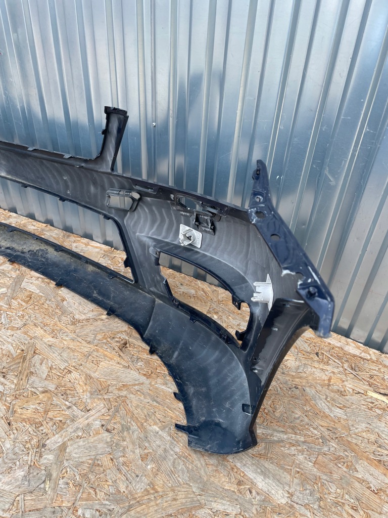 Бампер передний перед mercedes c klasa w204 рестайлинг  amg Киев