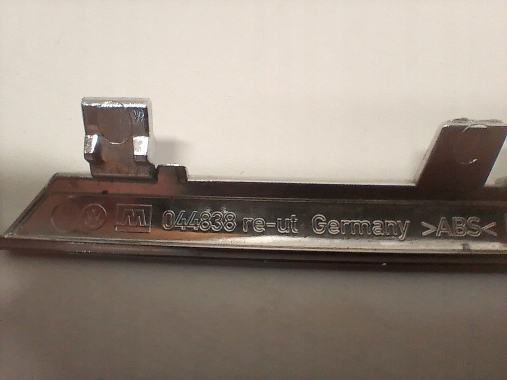 фото №8, Хром молдинг бампера перед правий vw passat cc