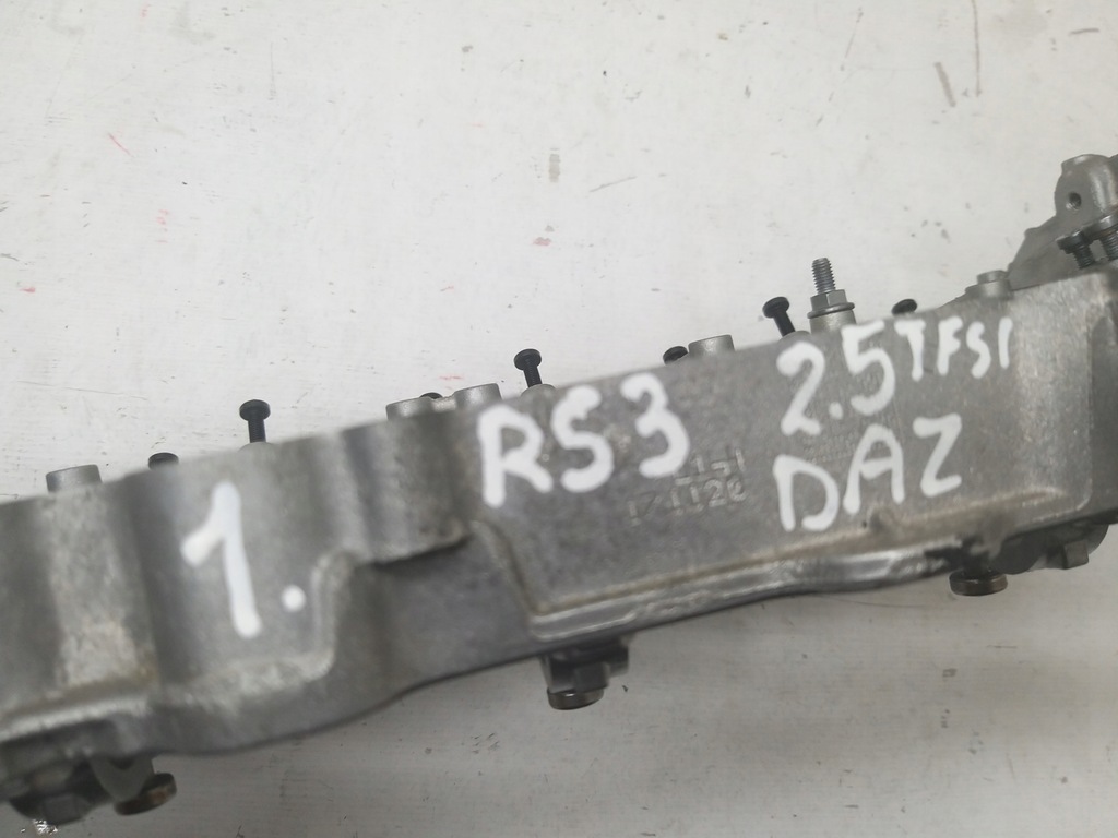 фото №16, Корпус валов audi rs3 rsq3 8v cupra ttrs tt 2.5 tfsi daz dnw 07k103475n