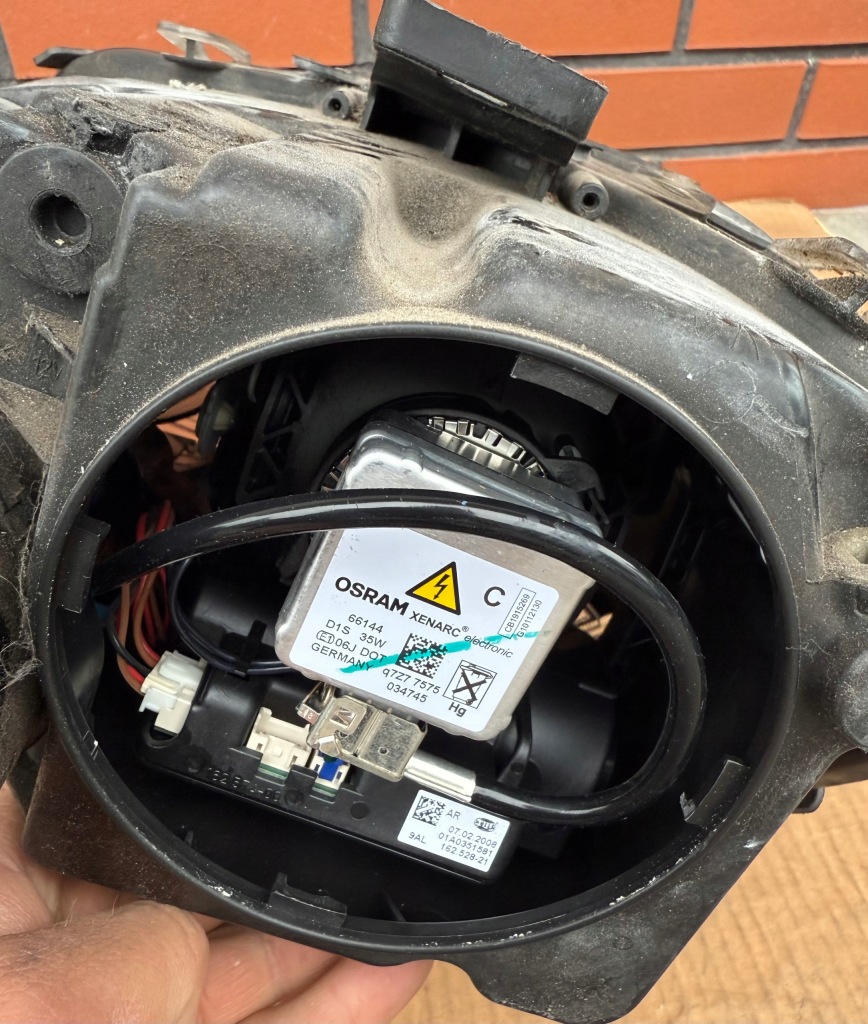 Merceses ml w164 63 amg 05-08 bixenon правый поворотный комплект  oryg eu демонтаж Киев