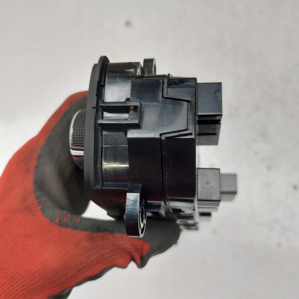 фото №8, Ford focus mk3 st панель обдув кондиционера e1108075u