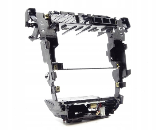 фото №1, 4b0858005l audi рамка кронштейн радіо 2 din audi a6 c5